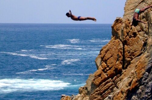 Cliff Divers